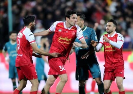 لیگ برتر فوتبال؛پرسپولیس با باخت مقابل شمس آذر خیال تراکتور را راحت کرد