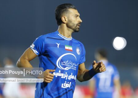 رامین رضائیان:کمبود بازیکن شرایط را سخت تر می کند،هدفمان قهرمانی است.