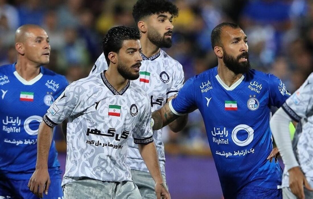 استقلال در سیرجان برابر گل گهر متوقف شد