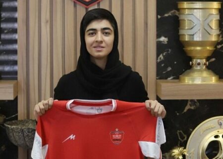 کاپیتان تیم‌بانوان پرسپولیس تمدید کرد