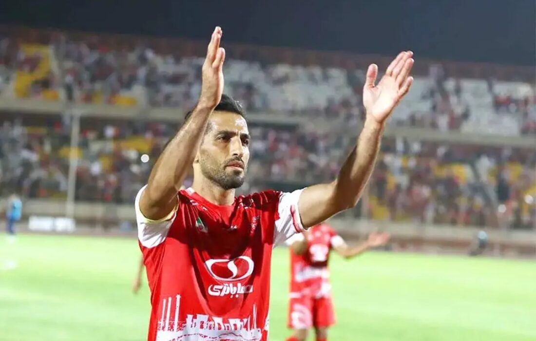 با اعلام درویش مدیرعامل پرسپولیس؛ وحید امیری از جمع سرخپوشان جدا شد.