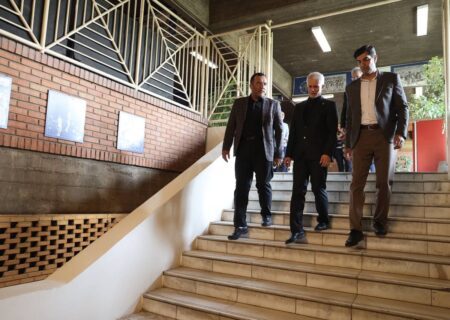 معاون توسعه  وزارت ورزش و جوانان صبح امروز از مجموعه ورزشی آرارات بازدید کرد