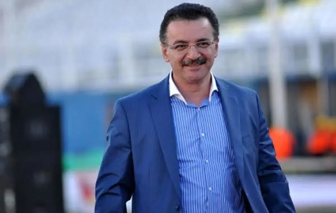 انتقاد زنوزی از فدراسیون فوتبال: فدراسیون در برخورد با اسکوچیچ اشتباه کرد