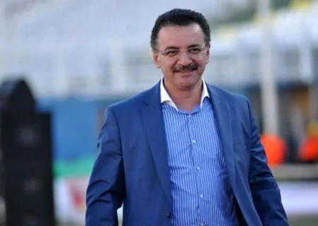انتقاد زنوزی از فدراسیون فوتبال: فدراسیون در برخورد با اسکوچیچ اشتباه کرد