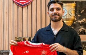قرارداد محمد عمری با پرسپولیس تمدید شد