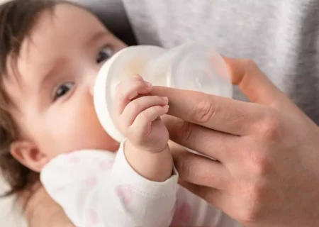 معجزه‌ شیر مادر: یک ترکیب هوشمندانه برای سلامت و رشد نوزاد