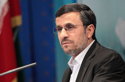واکنش احمدی‌نژاد به درگذشت پاپ: ستایش از “رویکرد تعاملی” با رهبران ادیان