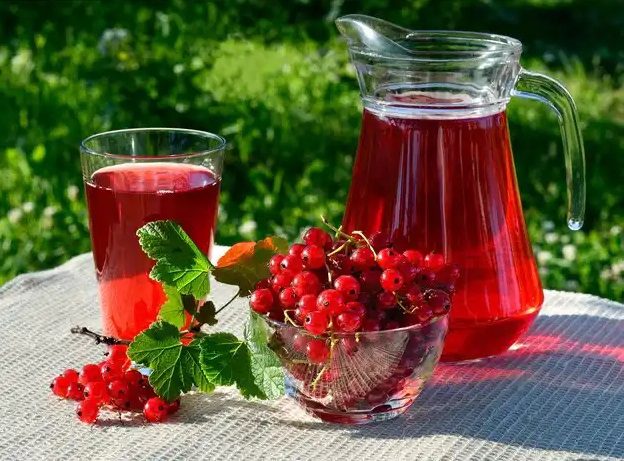 معجزه‌ طبیعت در یک شربت: از تصفیه خون تا تنظیم قند و چربی