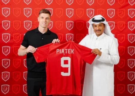 بمب نقل و انتقالات در قطر؛ مهاجم سابق میلان حریف سپاهان شد