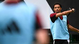 هاشمیان چراغ سبز داد، قرارداد ارسال شد اختلاف پرسپولیس و جمال لوییس بر سر قرارداد!