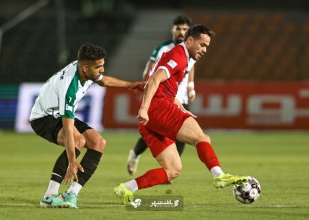 برد پرسپولیس مقابل ذوب‌آهن؛ گل‌های عمری و علیپور، سرخپوشان را ۱۱ امتیازی کرد