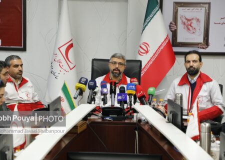 نشست خبری سازمان جمعیت داوطلبان هلال‌احمردرآستانه روزجهانی داوطلب