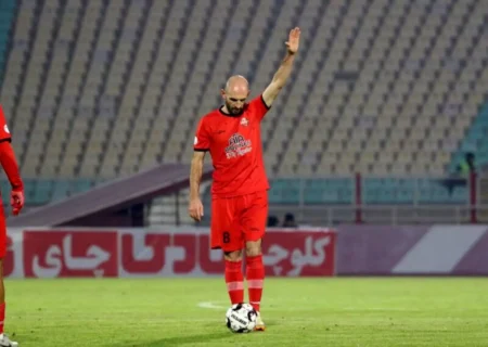 کابوس ناتمام ایگور پوستونسکی؛ خروج با برانکارد تنها ۱۸ دقیقه پس از بازگشت!