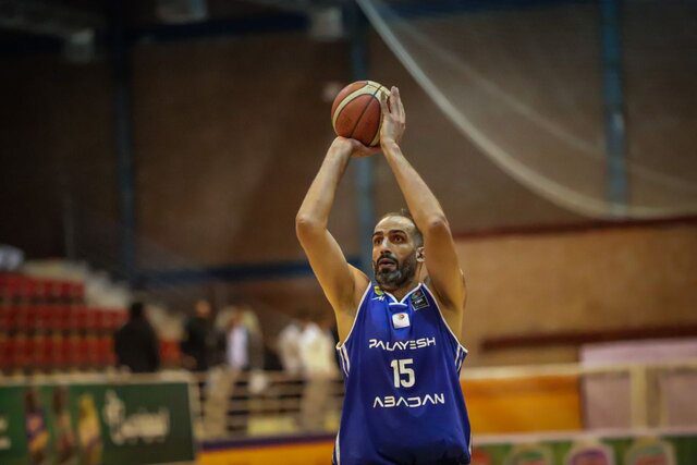 جنجال کاپیتان گرگان علیه حامد حدادی؛ از توهین لفظی تا درخواست کنایه‌آمیز تعویض!