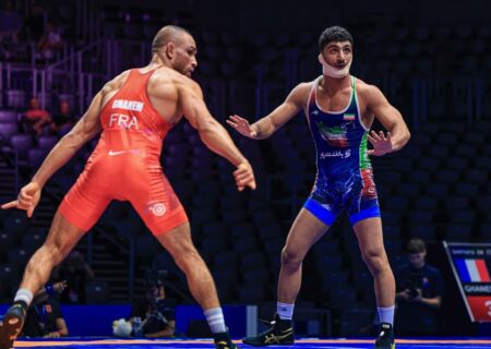 غیرت دانیال سهرابی طلایی شد؛ پاداش ۴.۲ میلیاردی به کشتی‌گیری که خونریزی لب و چانه، او را از فینال دور کرد!