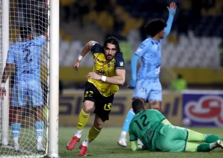 برددراماتیک در آخرین ثانیه‌ها؛ سپاهان با شلیک کریولی قهرمان نیم‌فصل شد