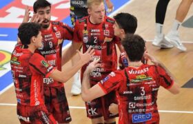 لقب ایرانی شگفت‌انگیز برای خانزاده؛ لوبه در دیداری دشوار، با سرویس و دفاع میلانو را شکست داد!