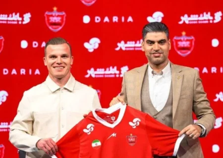 باشگاه پرسپولیس در مراسمی از دنیل گرامدافع مجارستانی خود رونمایی کرد.