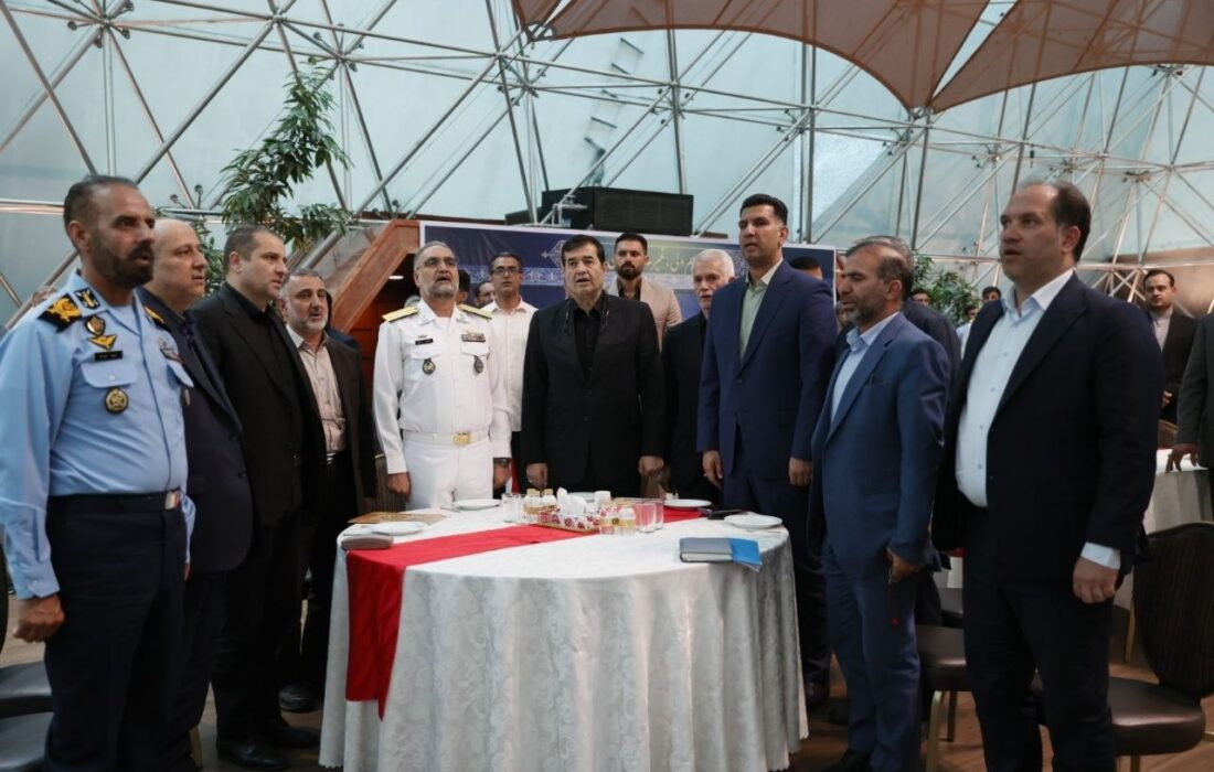 تقدیر دنیامالی از خانواده شهدای سرداران و ورزشکاران شهید در مراسم پهلوانان غدیر