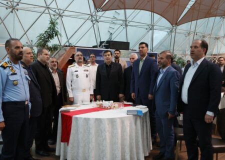 تقدیر دنیامالی از خانواده شهدای سرداران و ورزشکاران شهید در مراسم پهلوانان غدیر