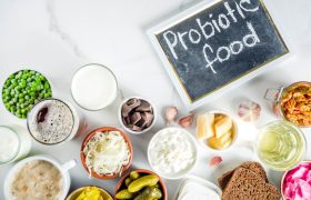 بهترین خوراکی‌های حاوی پروبیوتیک؛ با این ۷ ماده غذایی روده خود را احیا کنید